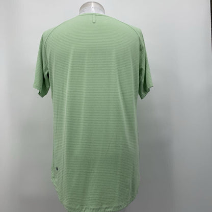 Lululemon T-Shirt