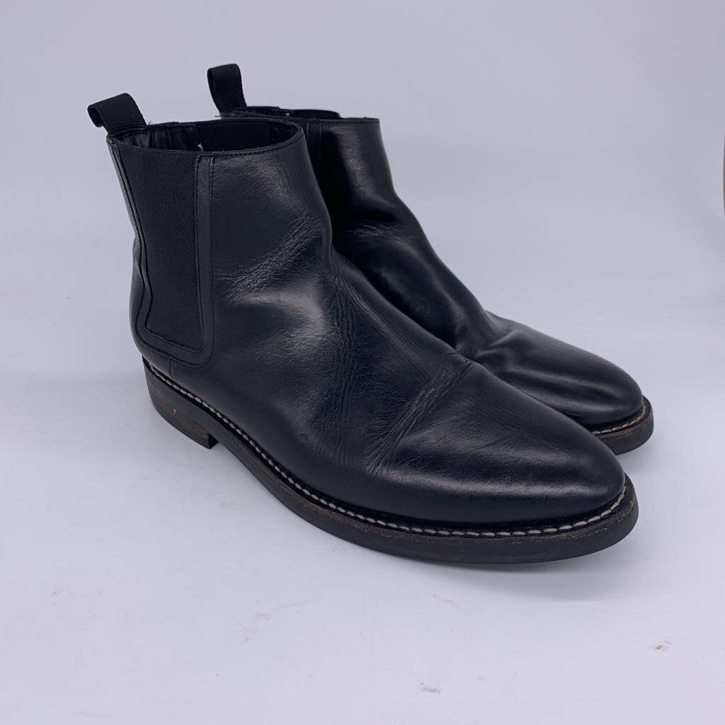 Thursday Chelsea Boots