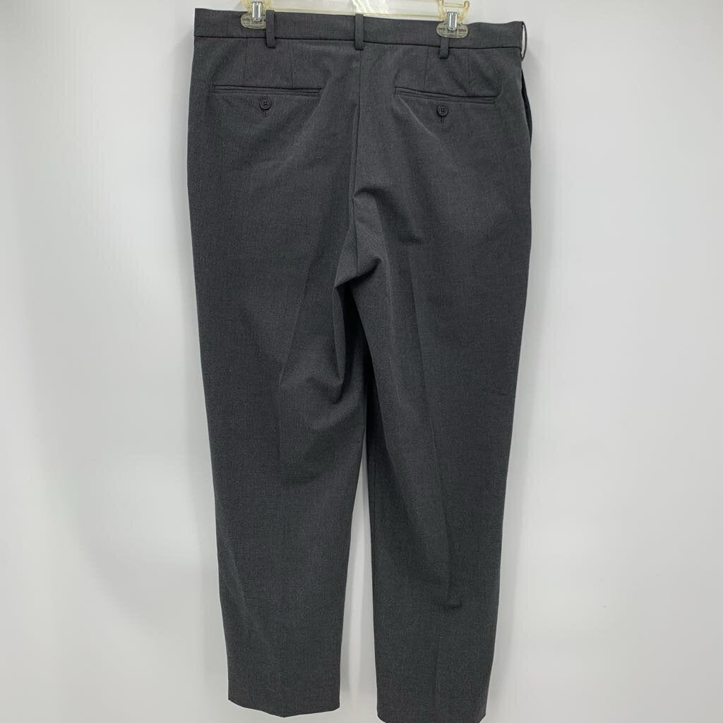 Uniqlo Smart Away Pants NWT