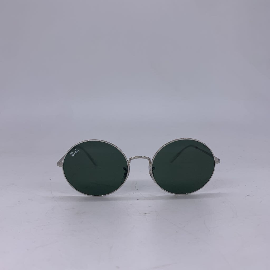 Ray Ban Oval Sunglasses w/ Case