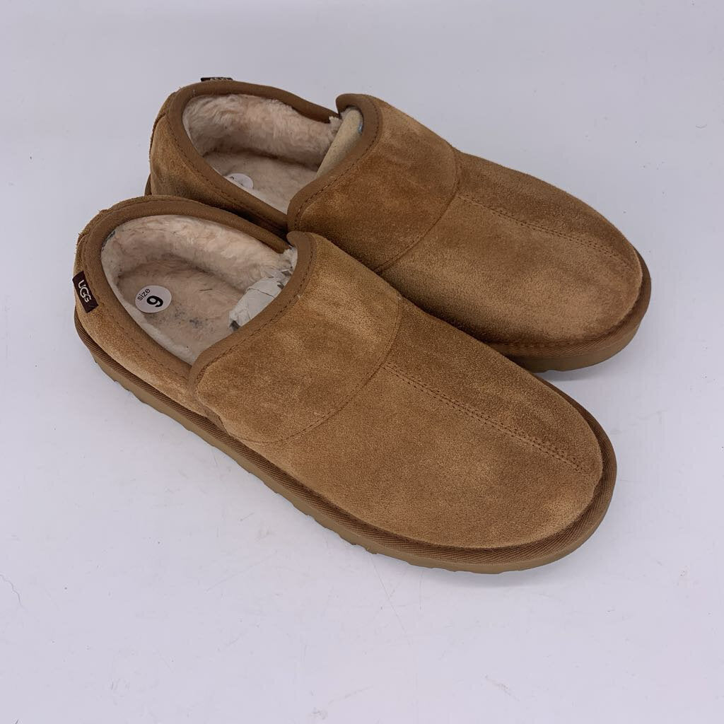 Ugg Kenton NIB