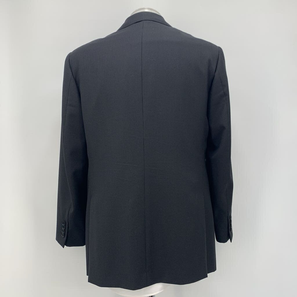 Isaia Suit