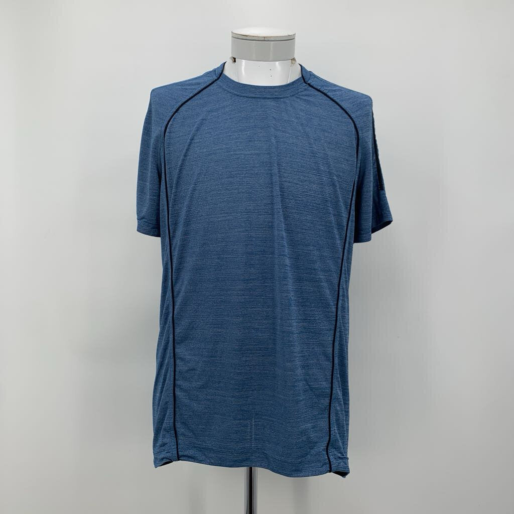 Lululemon T-Shirt