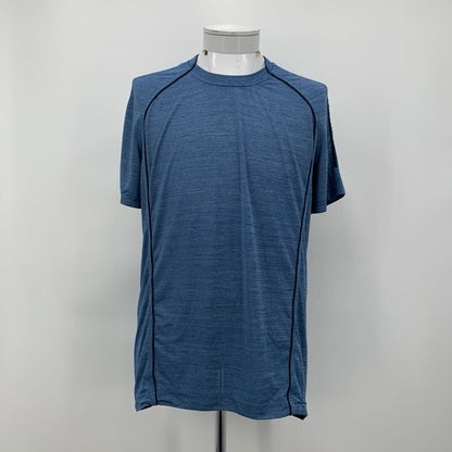 Lululemon T-Shirt