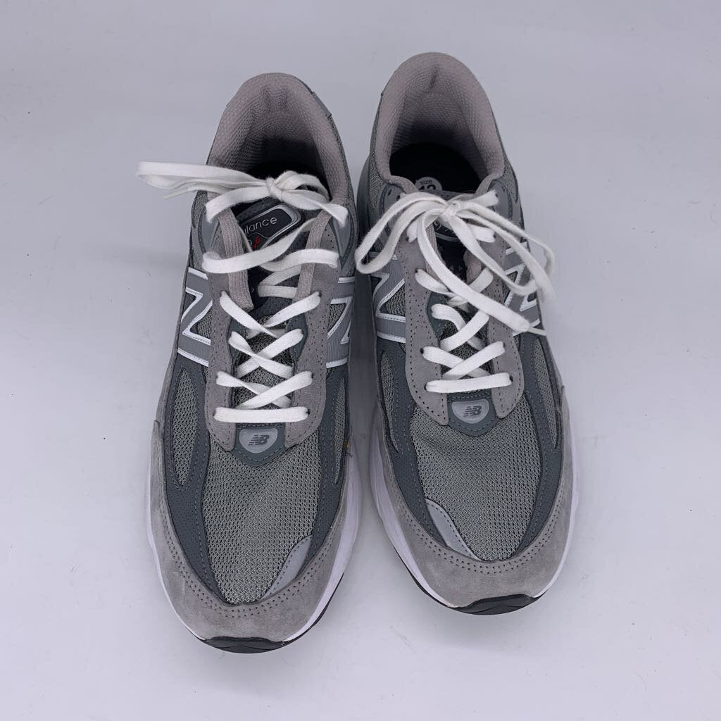 New Balance 990v6