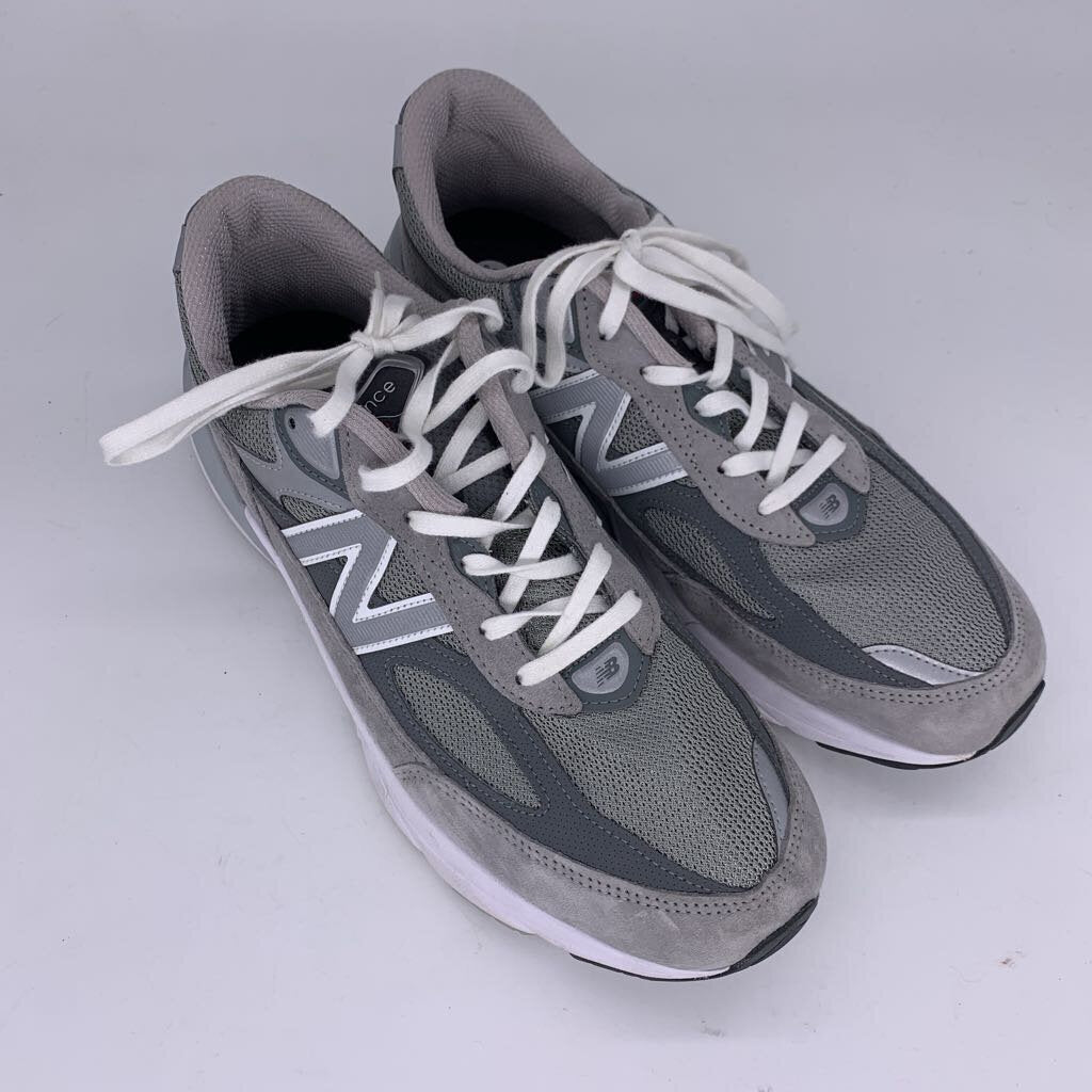 New Balance 990v6