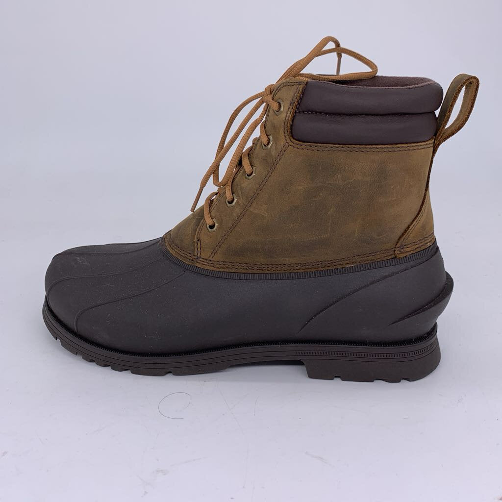 Ugg Gatson Mid NWOB