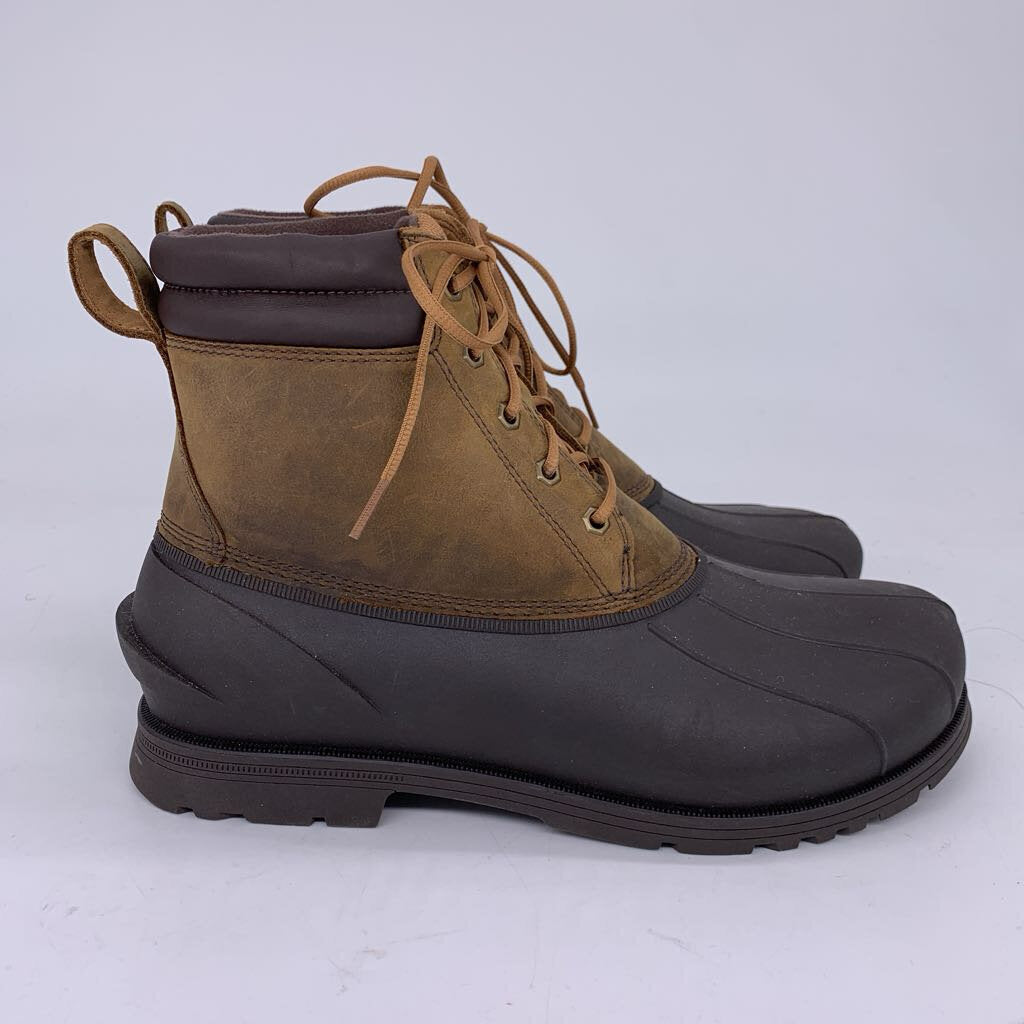 Ugg Gatson Mid NWOB