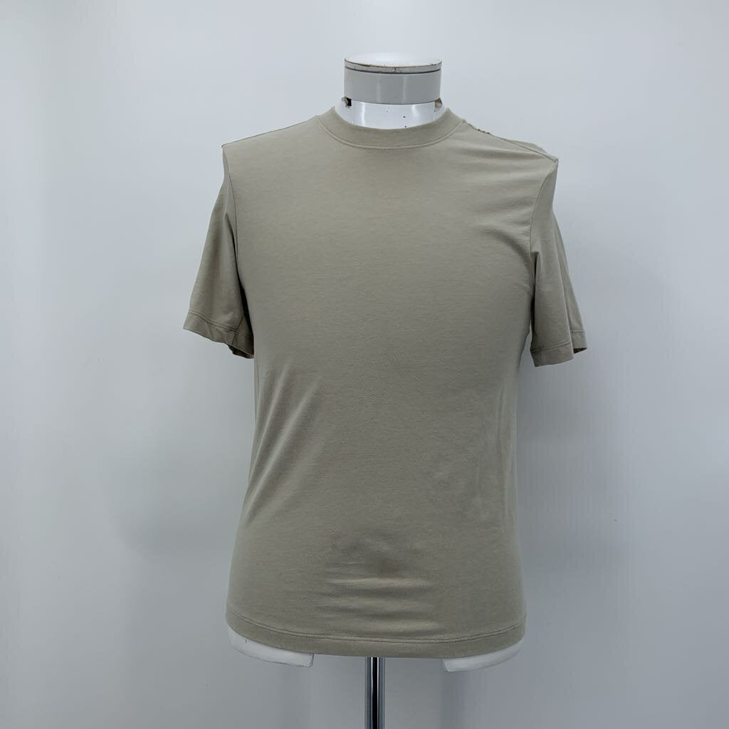 Lululemon T-Shirt