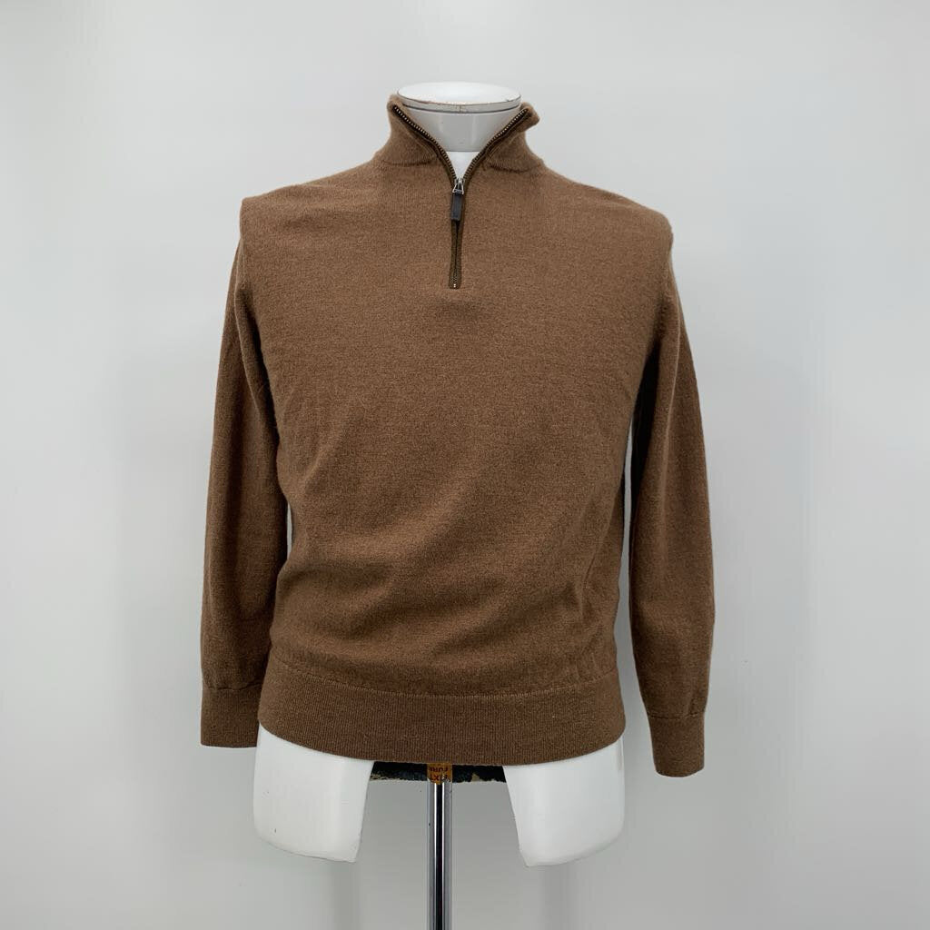Untuckit Sweater