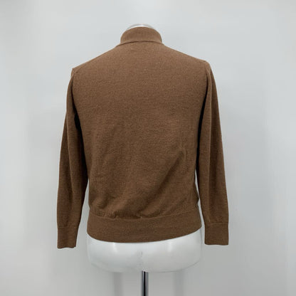 Untuckit Sweater