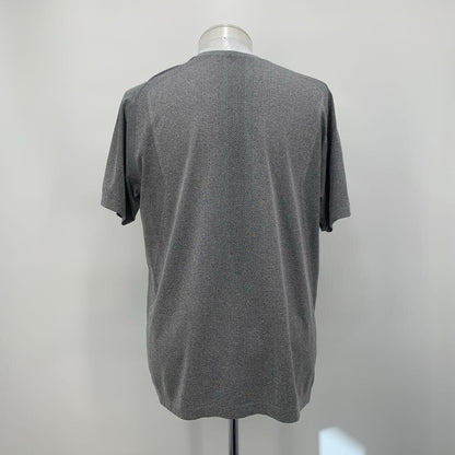 Lululemon T-Shirt