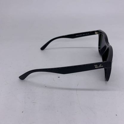 Ray Ban RB4420 Polarized Sunglasses w/ Case