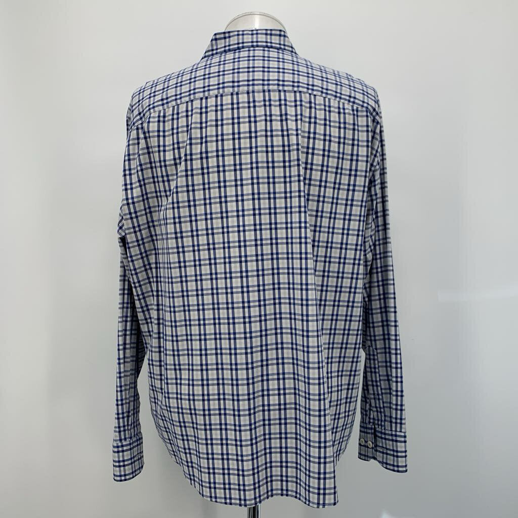 Untuckit Shirt