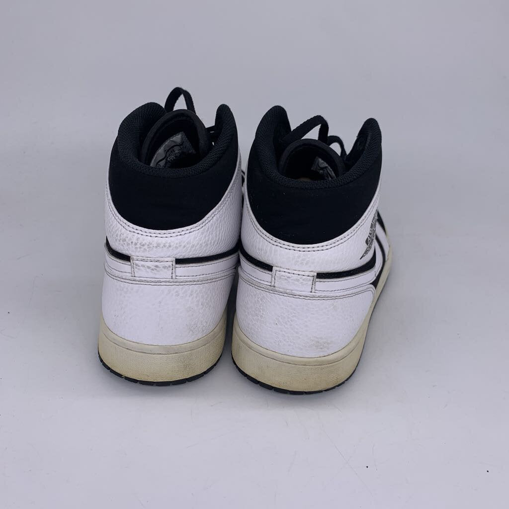 Air Jordan Sneakers