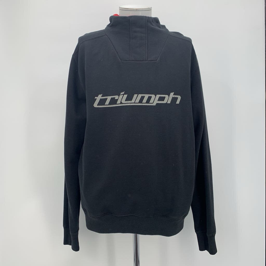 Triumph Pullover