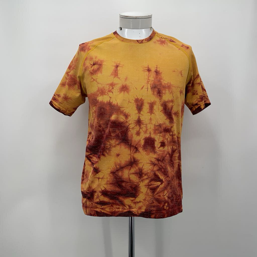 Lululemon T-Shirt