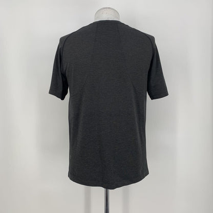 Lululemon T-Shirt