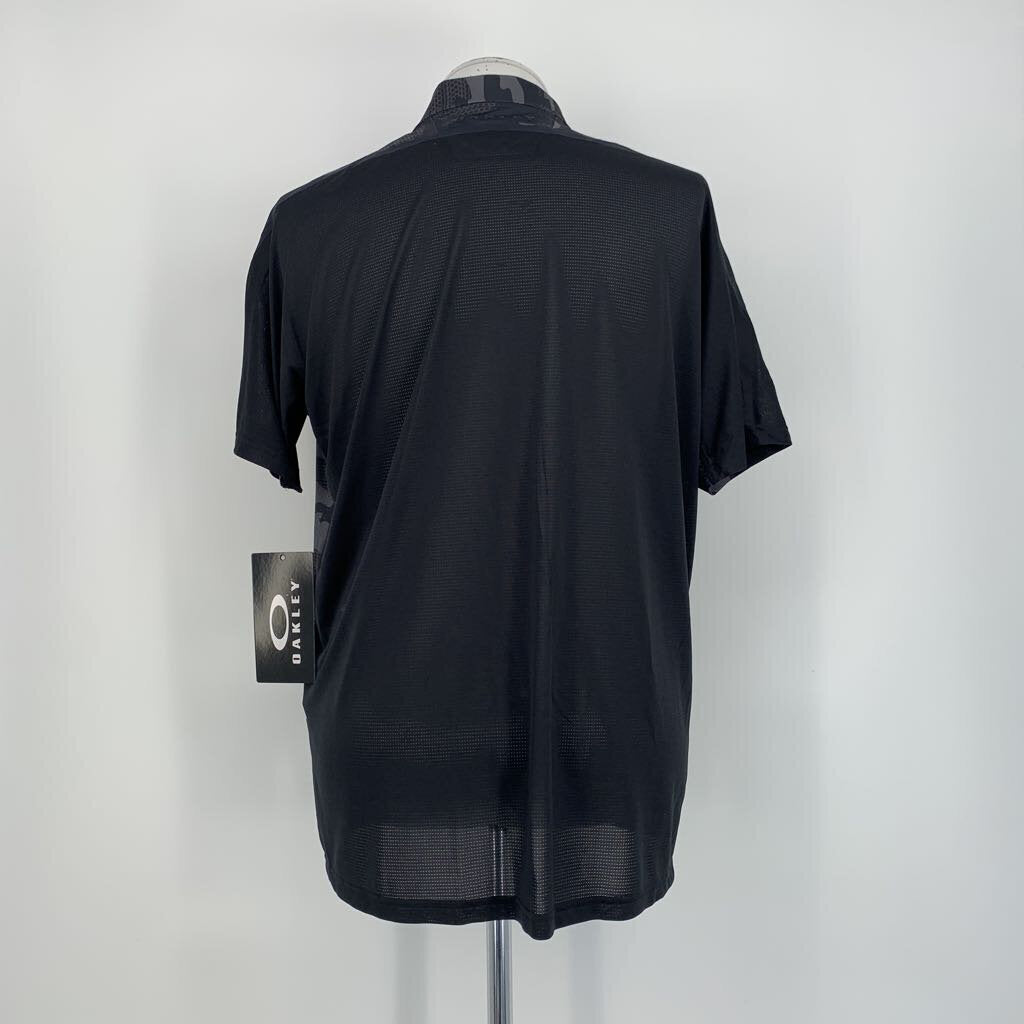 Oakley Shirt -NWT