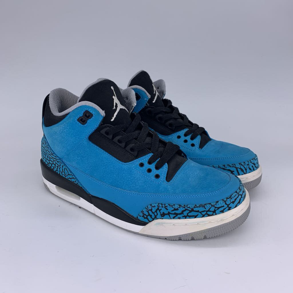 Air Jordan 3 Retro Sneakers